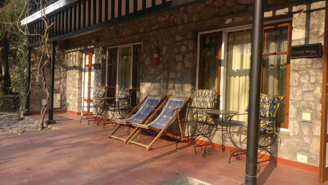 Neemrana'S Glasshouse On The Ganges Rishikesh Exterior photo